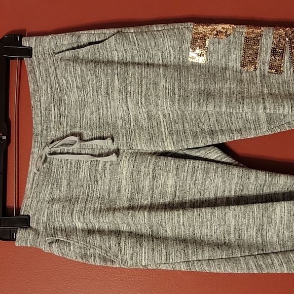 Small Sequin Satin Floral Embroidery Jogger pants PINK Victoria Secret - Picture 4 of 8